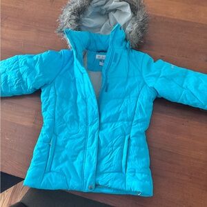 Columbia Blue Puffer Jacket with Hood and Quilted Design